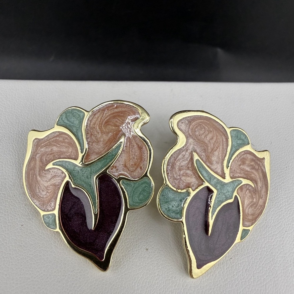 Vintage Estate Earrings Gold Tone Enamel Flower Dangle Drop Pierced